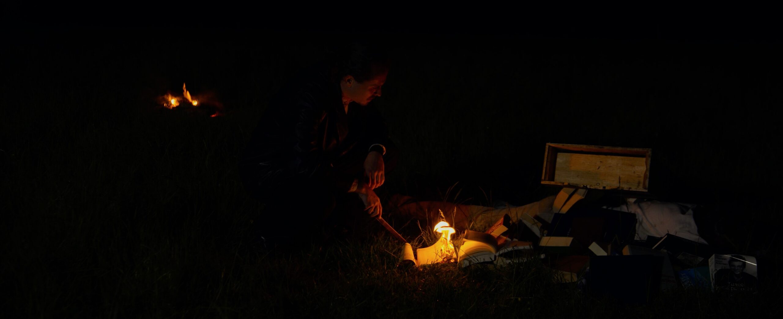 TIMELIGNE.00_08_34_15.Still246